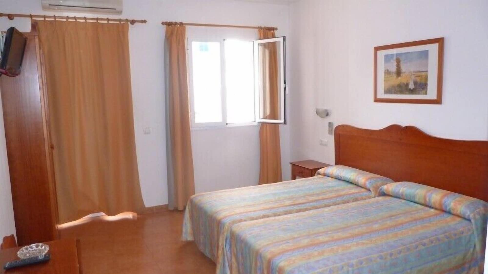 Hotel Geminis Ciutadella  Exteriör bild