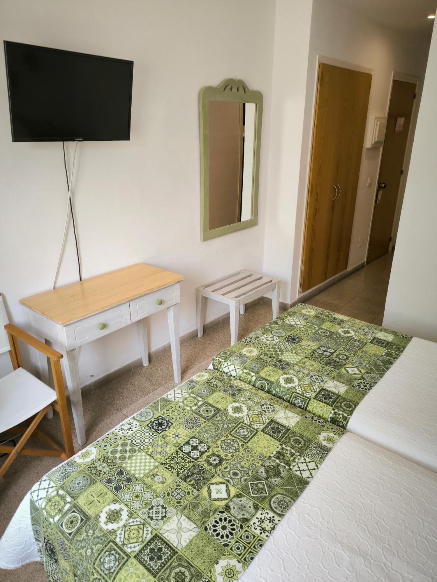Hotel Geminis Ciutadella  Rum bild