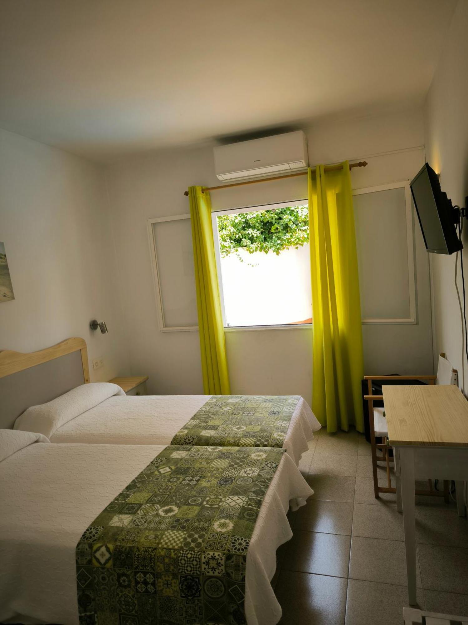 Hotel Geminis Ciutadella  Exteriör bild